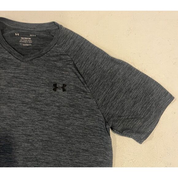 Under Armour Shirt The Tech Tee Mens L Grey Loose Short Sleeve Athletic Running - Picture 5 of 9
